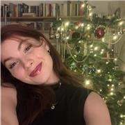 Hallo Ich bin Nele und gebe gerne Nachhilfe in Englisch für alle Altersgruppen